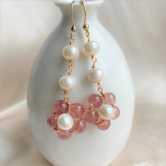 Red Flower Strawberry Crystal Pearl Earrings